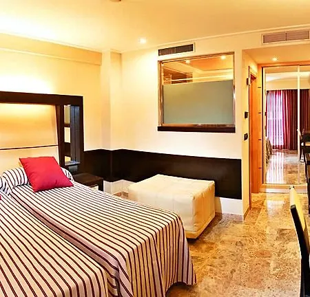 Mll Mediterranean Bay - Adults Only エル・アレナル