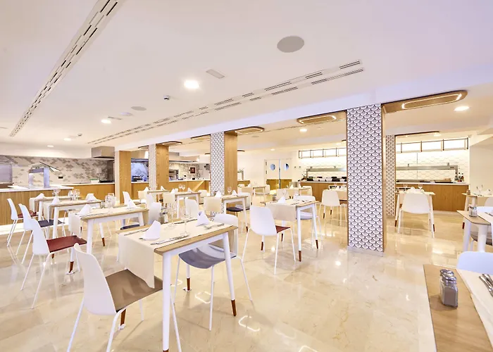 Mll Mediterranean Bay - Adults Only إل أرينال