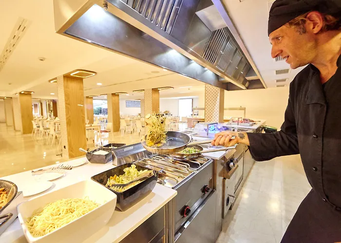 Mll Mediterranean Bay - Adults Only إل أرينال